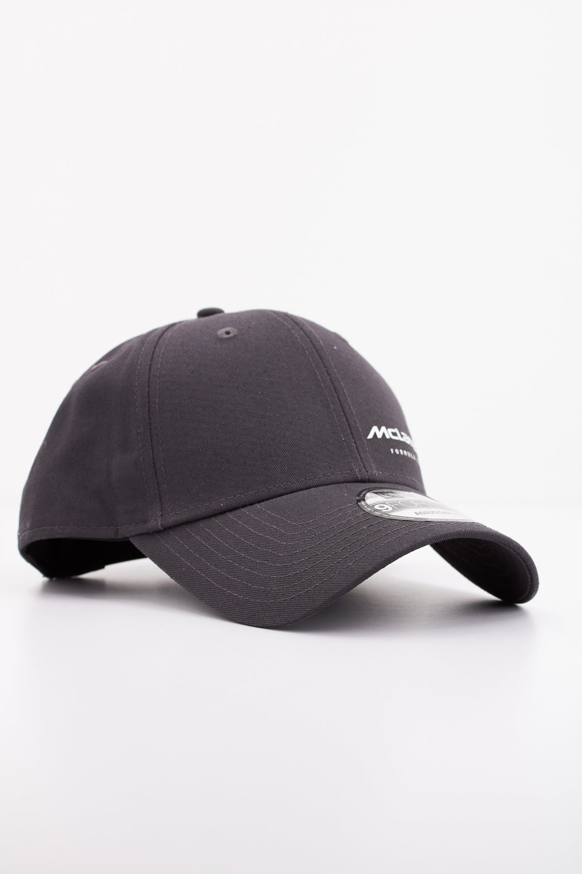 NEW ERA MCLAREN FLAWLESS FORTY en color GRIS (2)