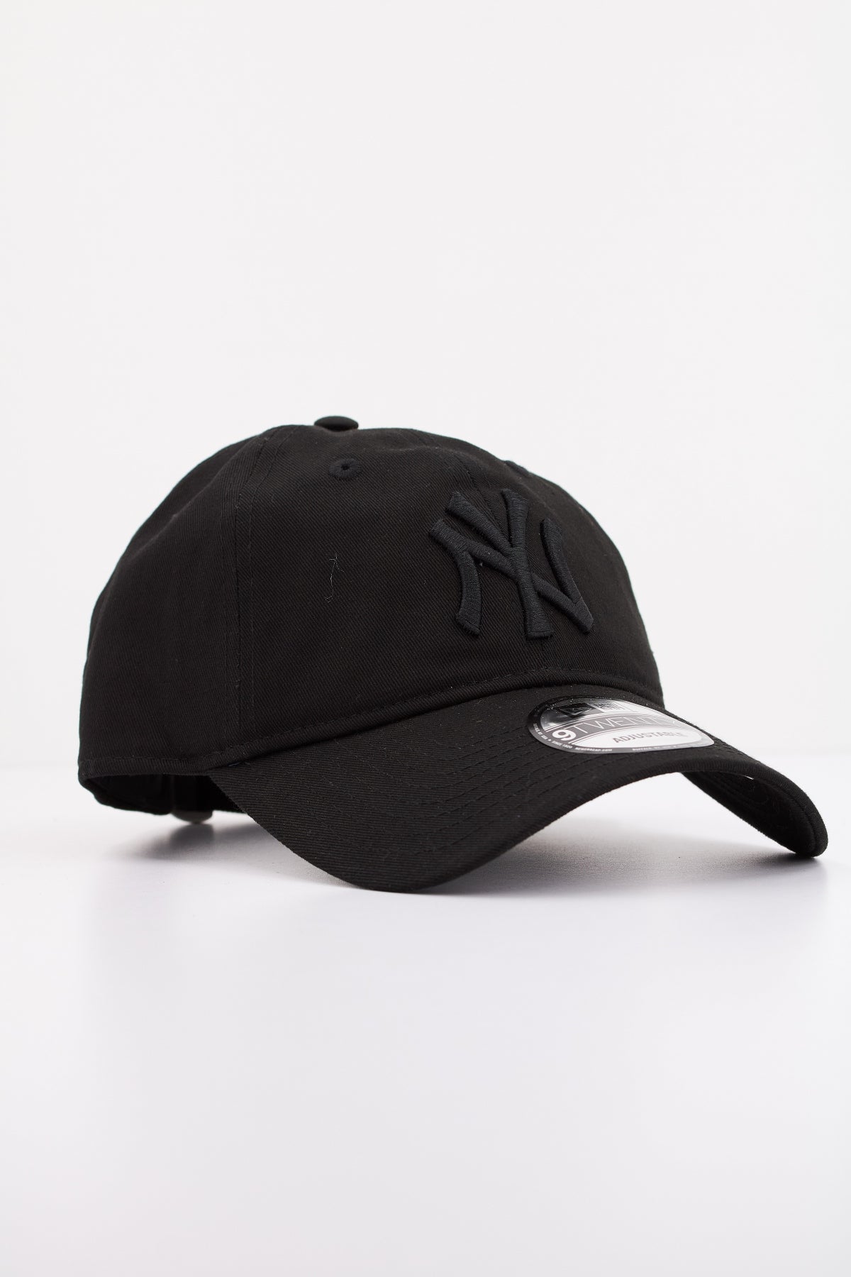 NEW ERA NOS LEAGUE ESS en color NEGRO (2)