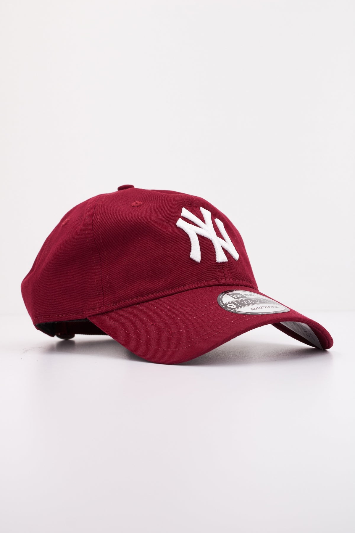 NEW ERA NOS LEAGUE ESS en color ROJO (2)
