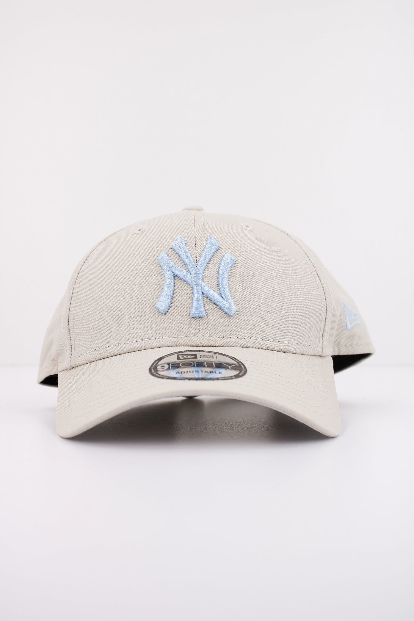 NEW ERA LEAGUE ESS FORTY N OSFM en color BEIS (1)
