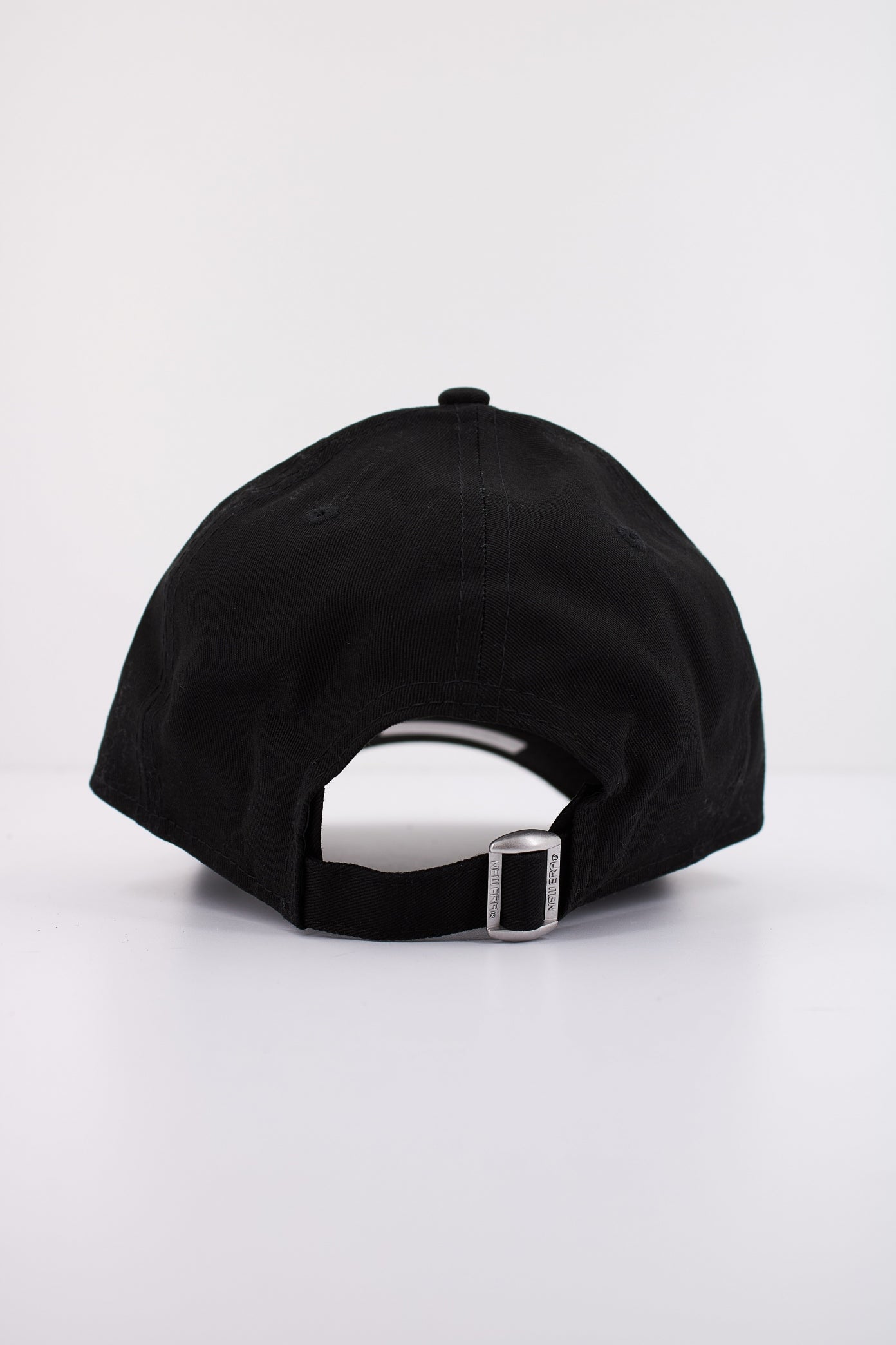 NEW ERA TEAM OUTLINE FORTY OSFM en color NEGRO (3)