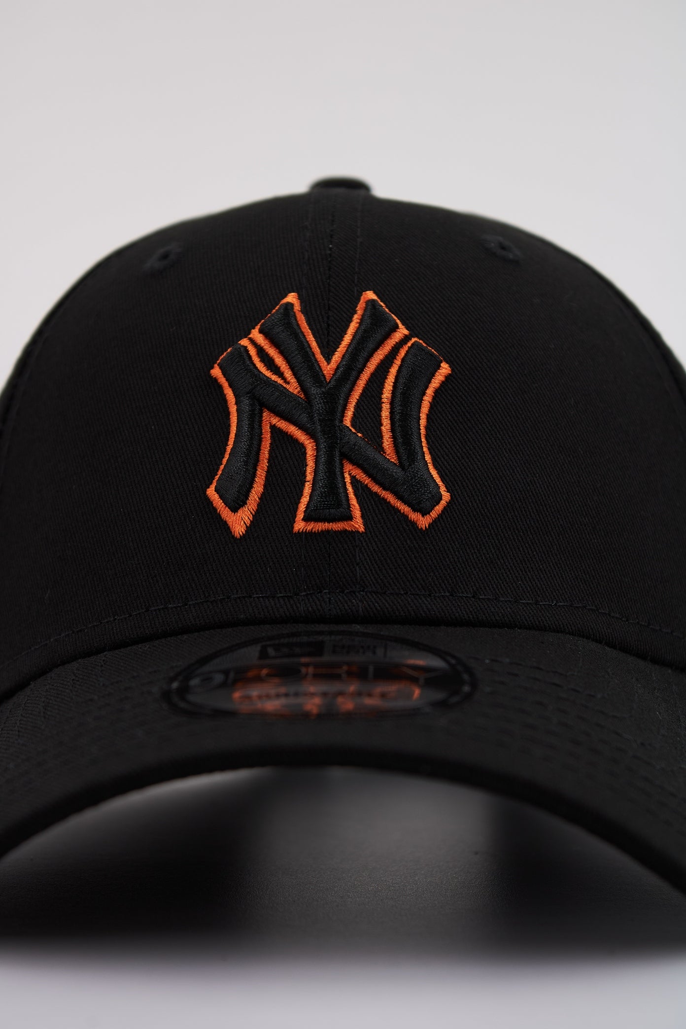NEW ERA TEAM OUTLINE FORTY OSFM en color NEGRO (4)