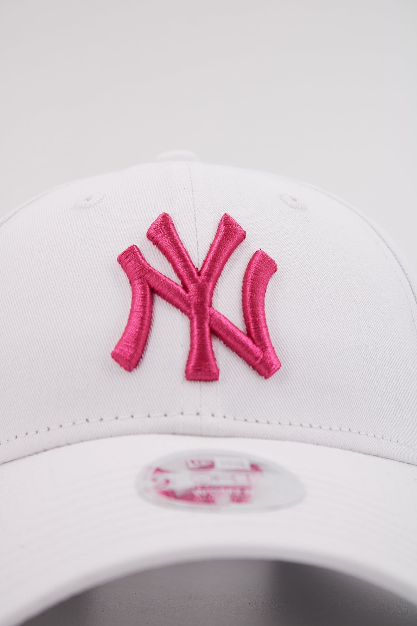 NEW ERA LEAGUE ESS FO OSFM en color BLANCO (4)