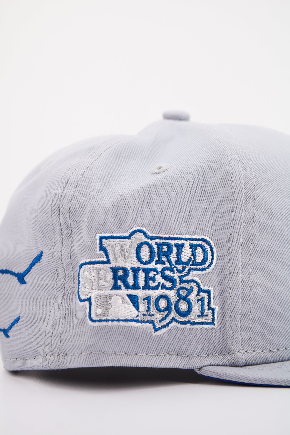 NEW ERA LOS ANGELES DODGERS en color GRIS (4)