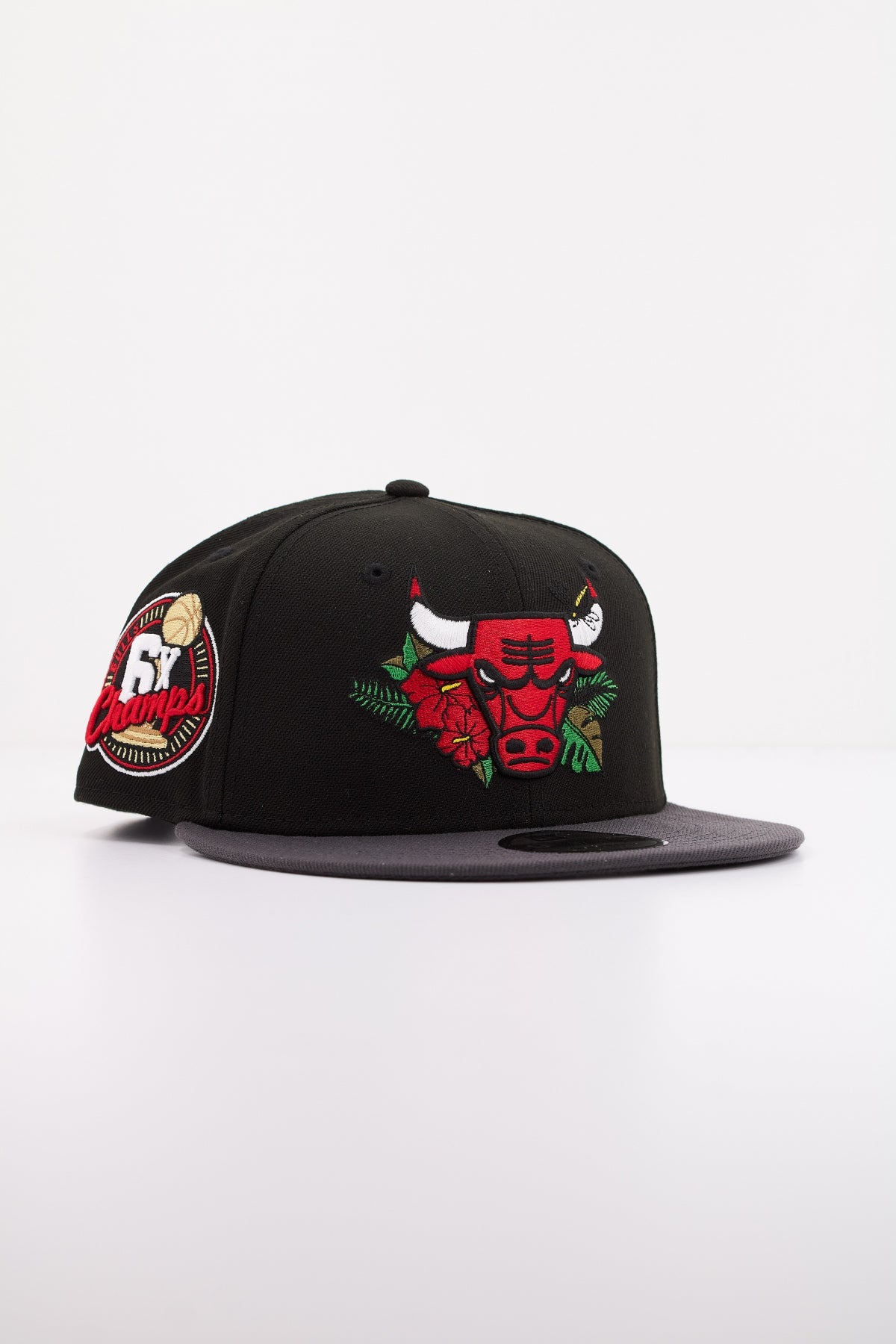 NEW ERA NBA FLORAL FIFTY CHIBUL en color NEGRO (2)