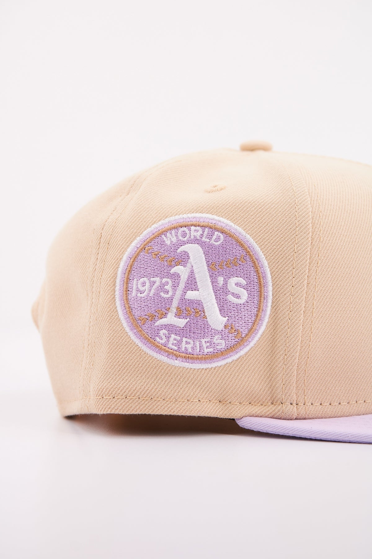NEW ERA MLB FLORAL FIFTY OAKATH en color BEIS (4)