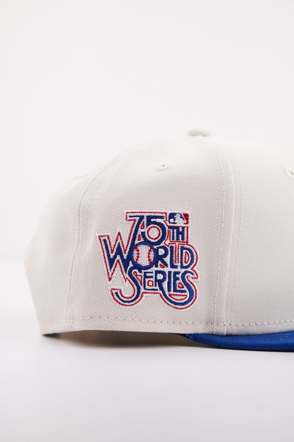 NEW ERA MLB FLORAL FIFTY NEYYAN en color BEIS (4)