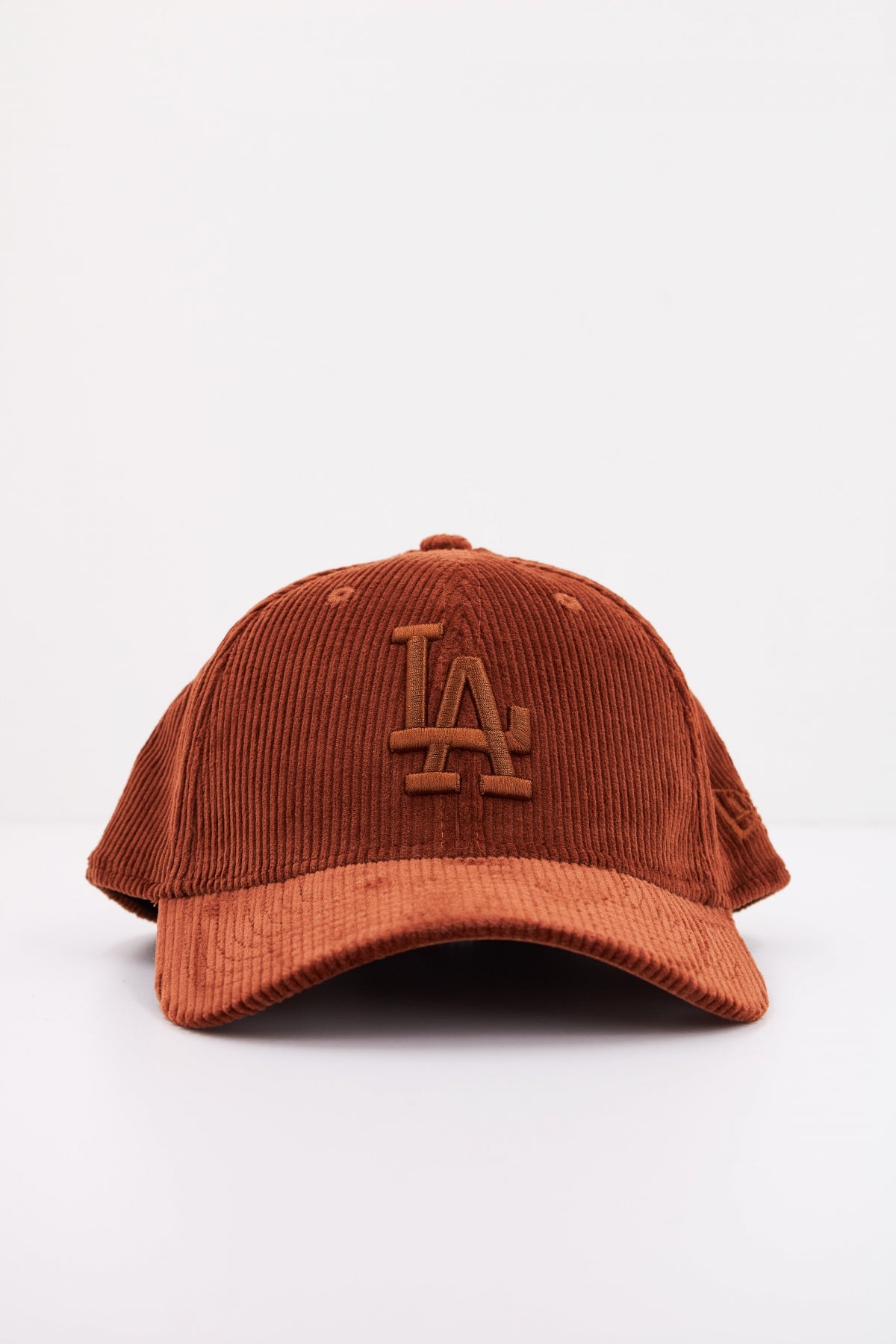 NEW ERA LOS ANGELES DODGERS EBR en color MARRON (1)