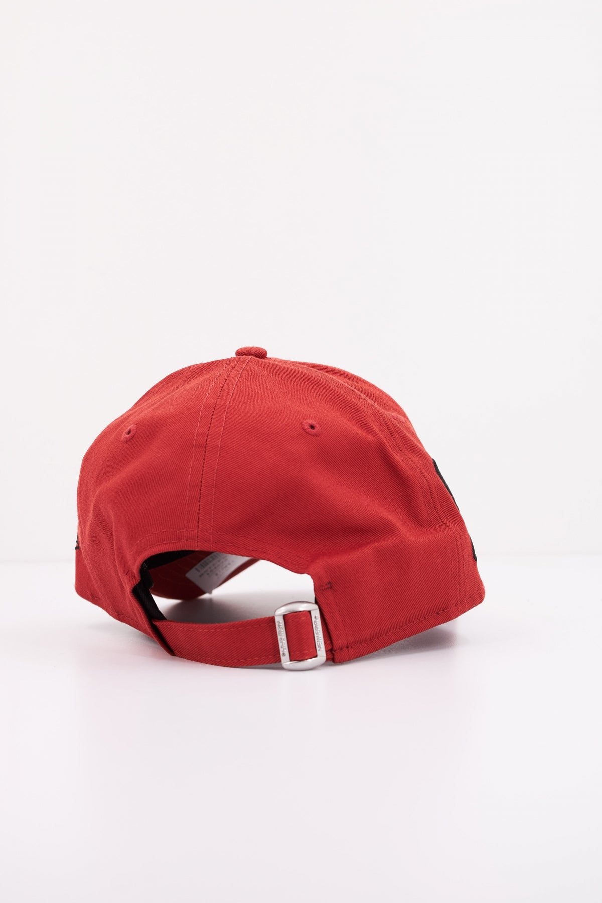 NEW ERA CHICAGO BULLS INR en color MARRON (3)