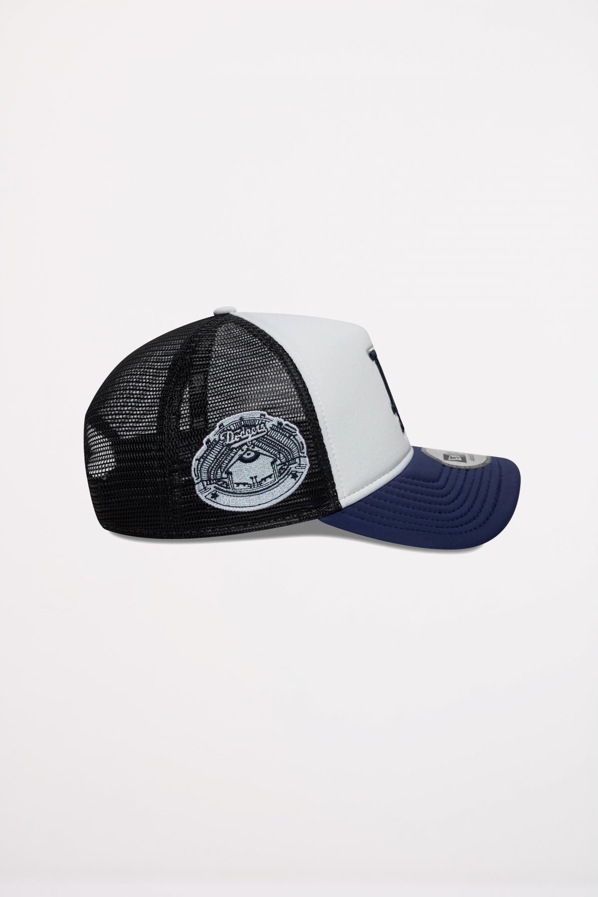 NEW ERA LA DODGERS MLB WORLD SERIES NAVY FORTY E-FRAME TRUCKER ADJUSTAB en color AZUL (4)