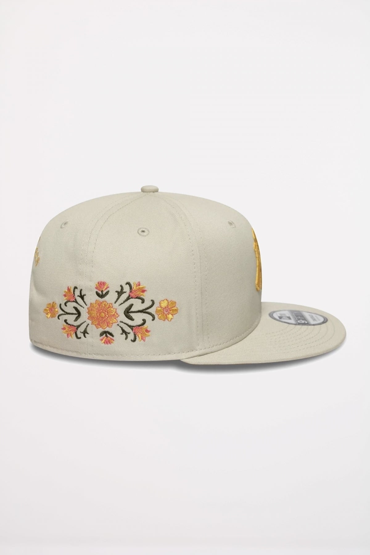 NEW ERA FIFTY FLORAL NEW YORK YANKEES en color BEIS (3)