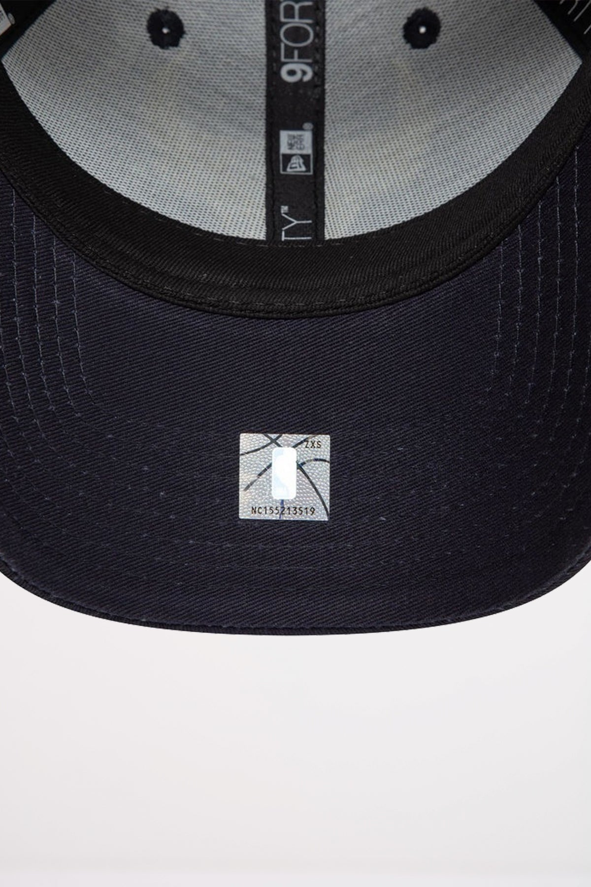 NEW ERA METALLIC FORTY CHIBUL en color AZUL (5)
