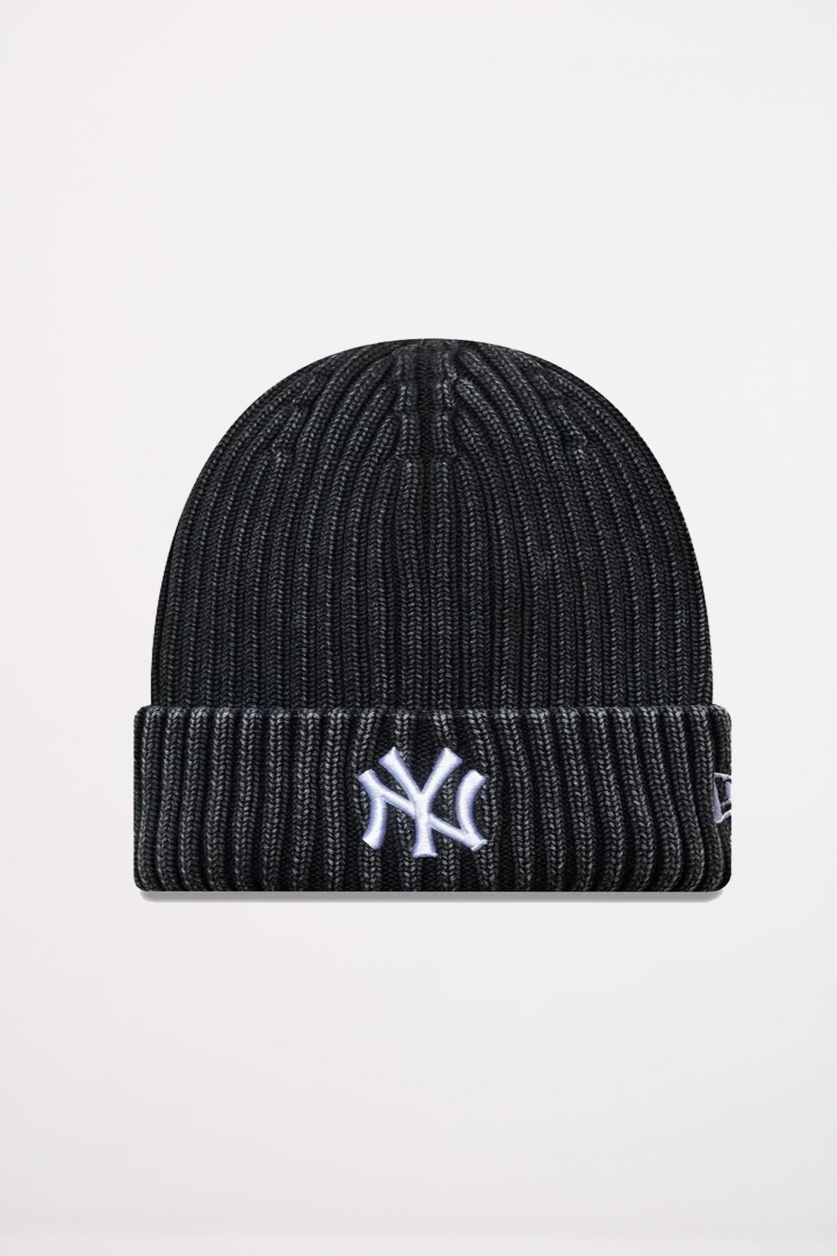 NEW ERA MLB WASHED BEANIE NEYYAN en color NEGRO (1)