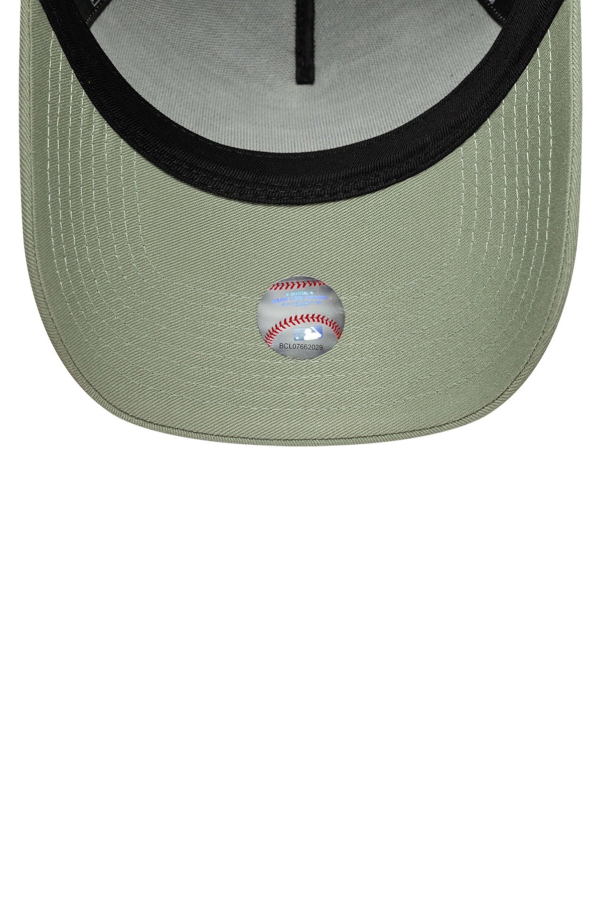NEW ERA LEAGUE ESS EFRAME en color VERDE (4)