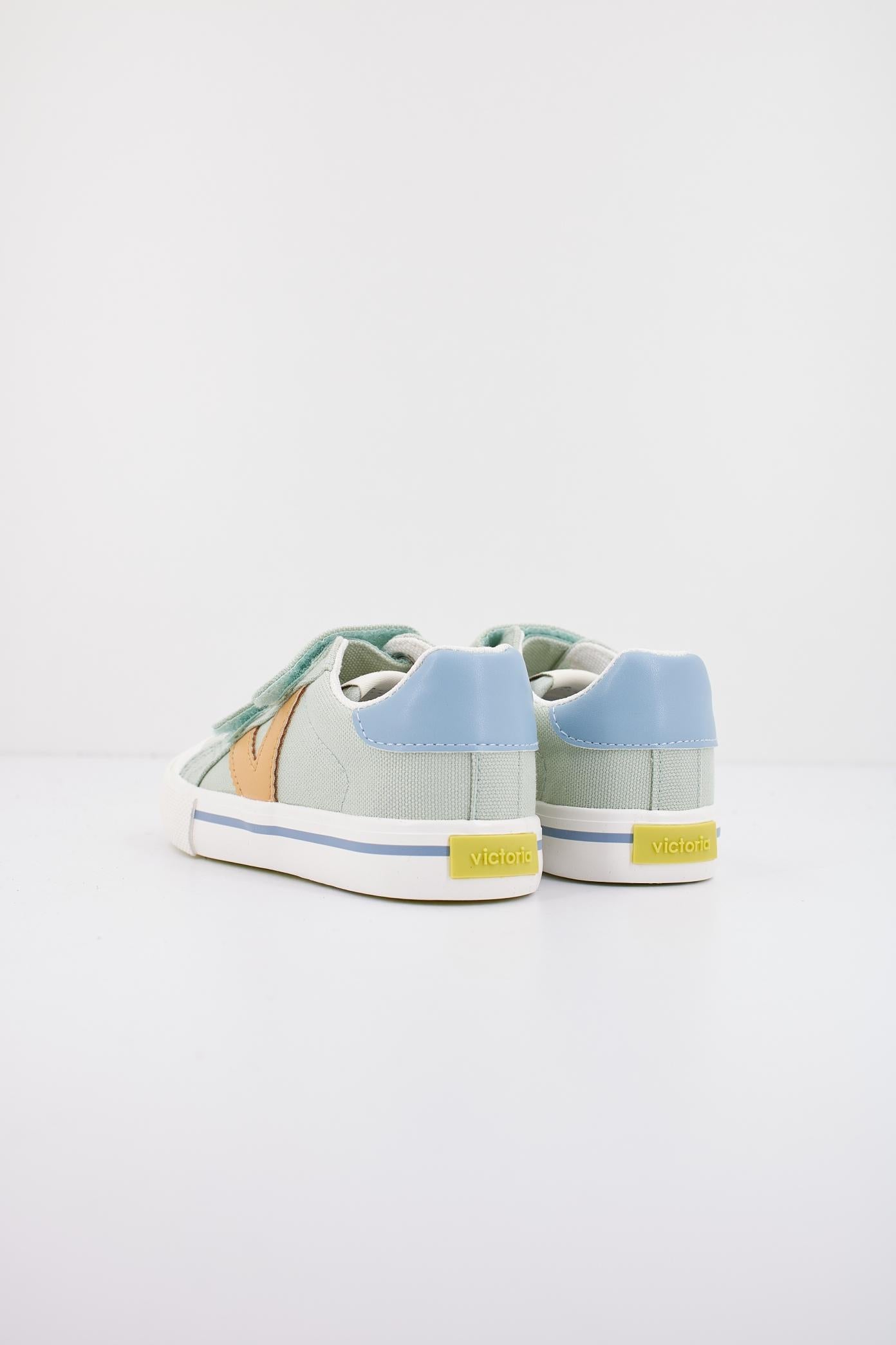 VICTORIA N en color VERDE (3)