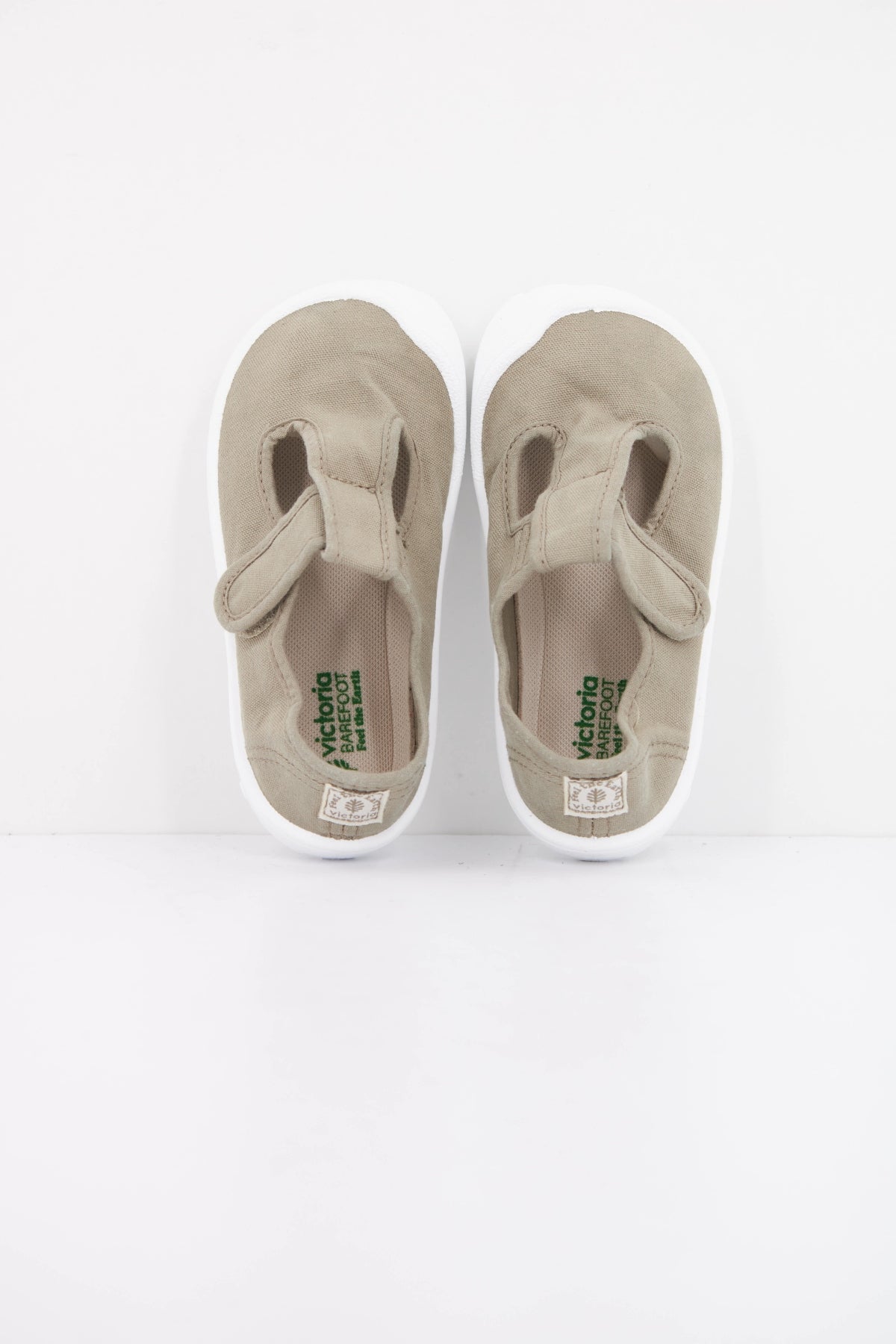 VICTORIA BOSCO BAREFOOT SANDALIA LO en color VERDE (3)