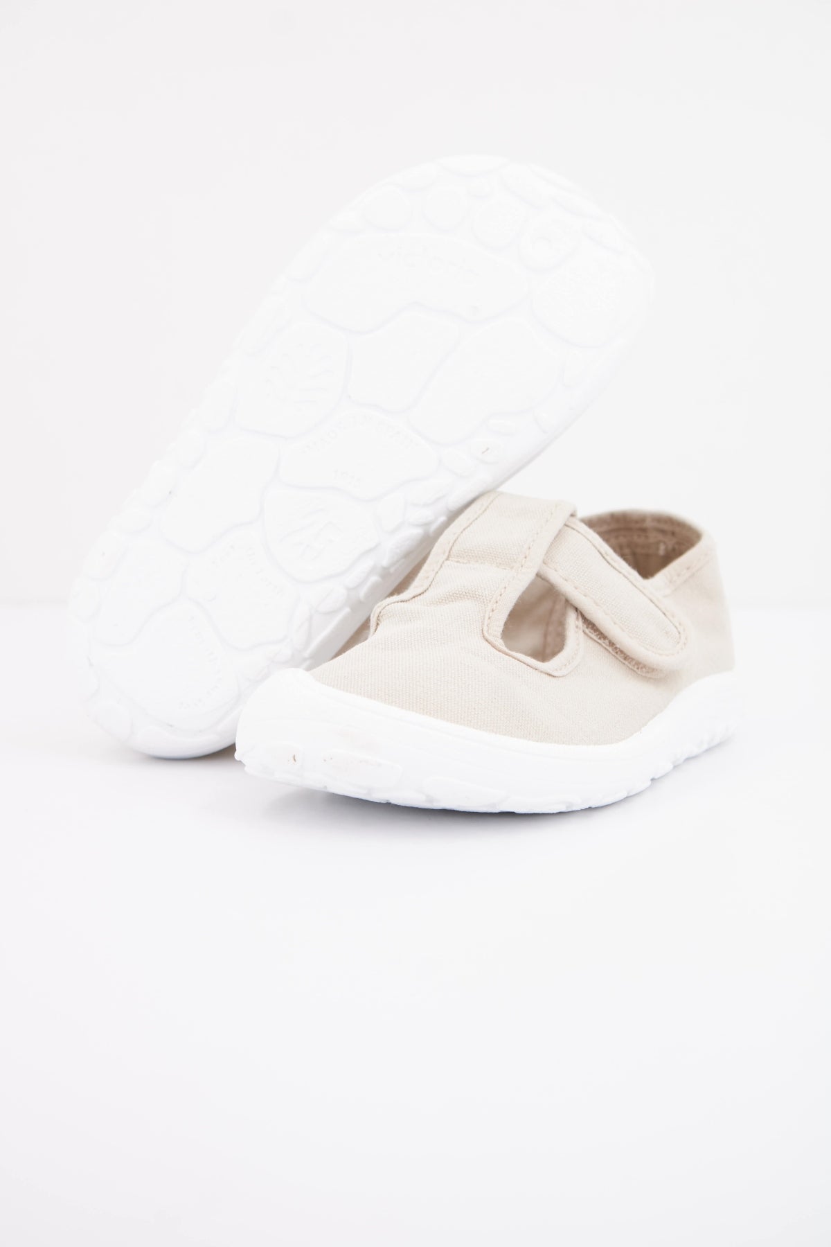 VICTORIA BOSCO BAREFOOT SANDALIA LO en color GRIS (5)