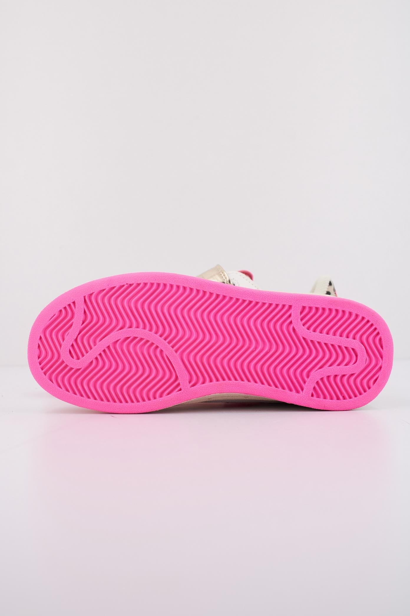 VICTORIA SMASH KID FUNN en color ROSA (5)