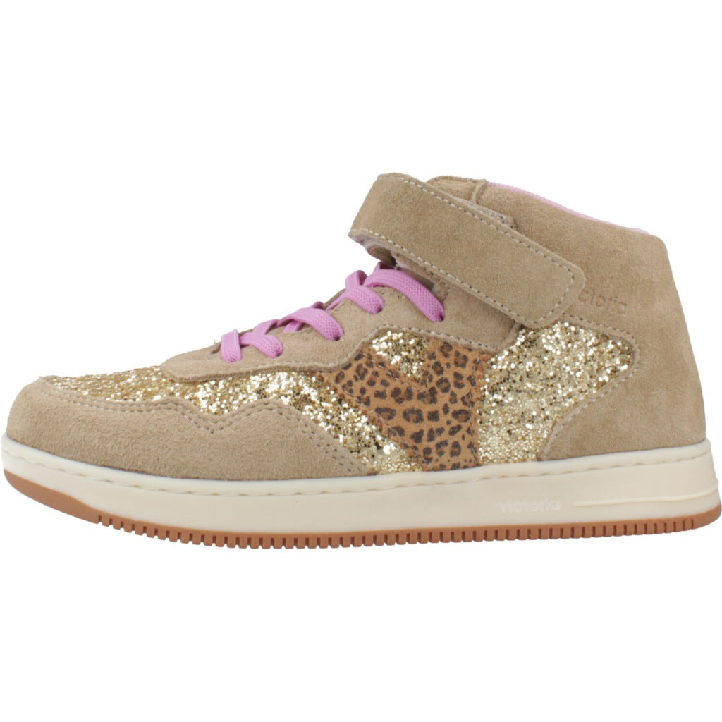 VICTORIA V en color ORO (2)