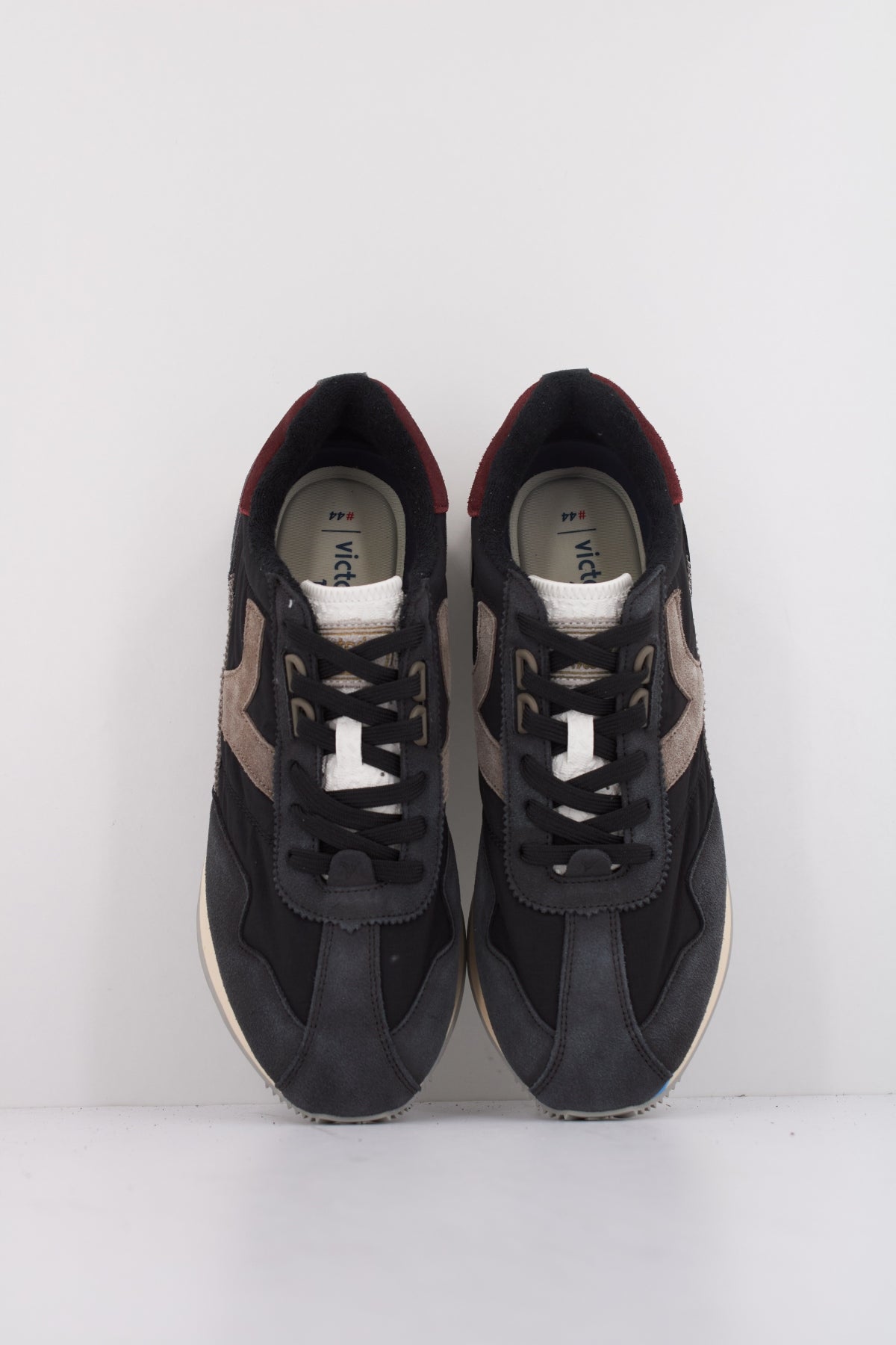 VICTORIA ROOT WASHED en color NEGRO (3)