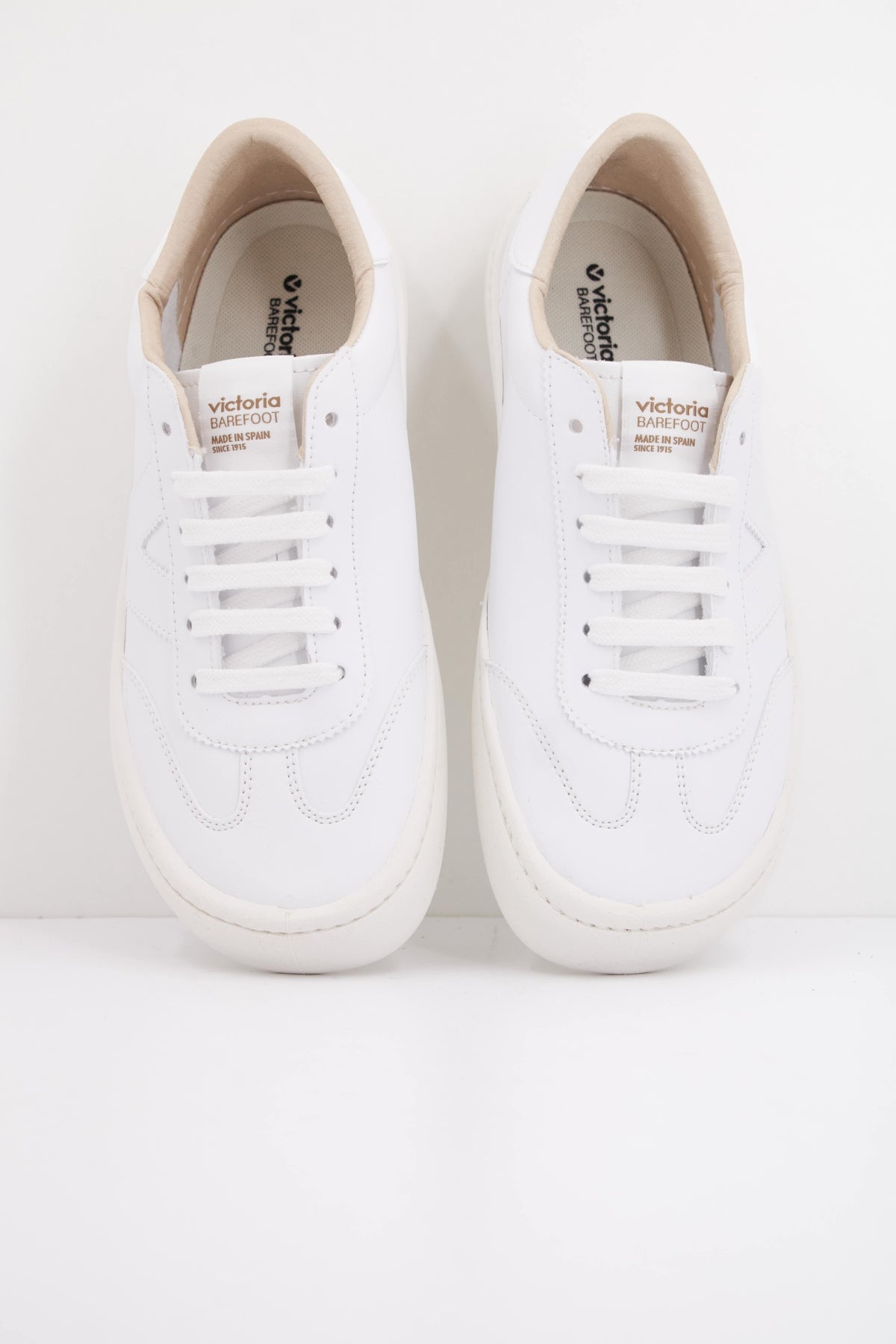 VICTORIA OLMO BAREFOOT EFECTO PIEL en color BLANCO (3)