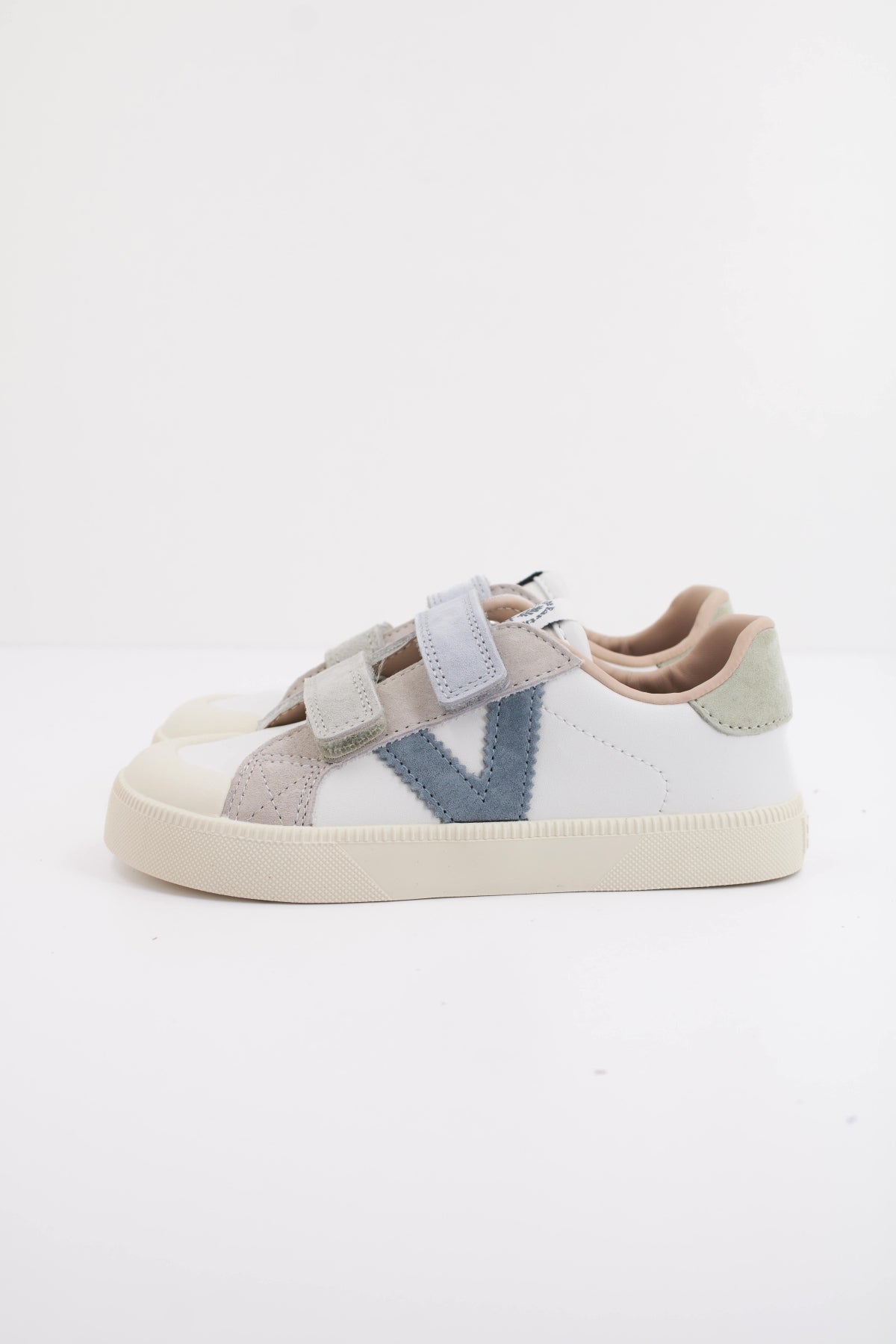 VICTORIA OLIVER BAREFOOT en color AZUL (1)