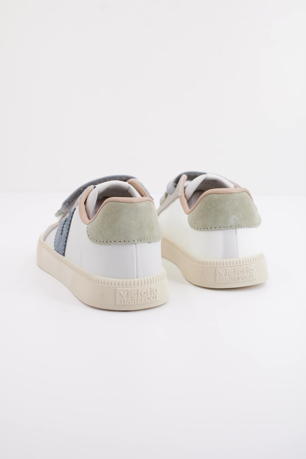 VICTORIA OLIVER BAREFOOT en color AZUL (4)