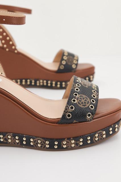 GUESS FLNO FAL en color MARRON (4)