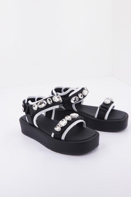 GUESS FLRCH ELE en color NEGRO  (3)