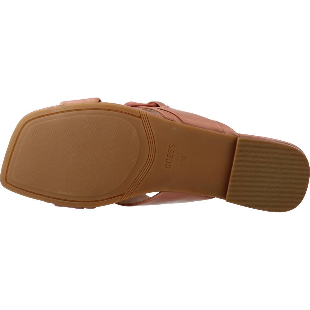 GUESS FLSAM LEA en color NUDE (6)