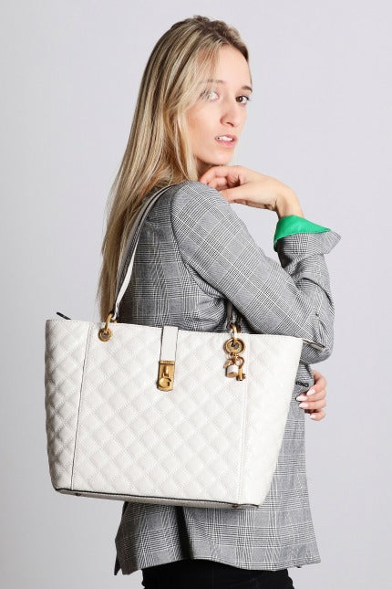GUESS HWGA NOELLE ELITE TOTE en color BEIS (5)