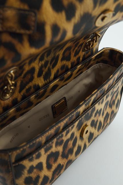 GUESS ZADIE LOGO CNVRTBLE XB en color ANIMAL PRINT (4)