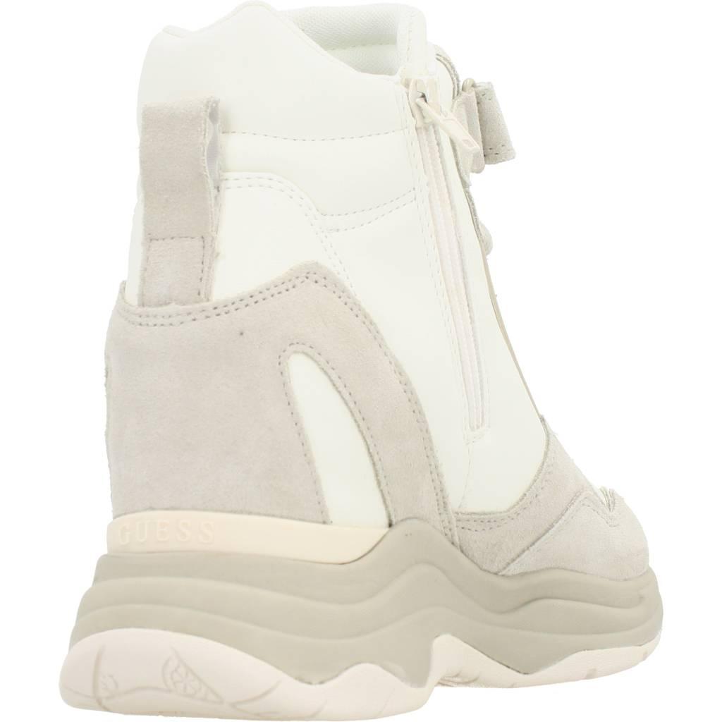 GUESS ORLANDO en color BLANCO (3)