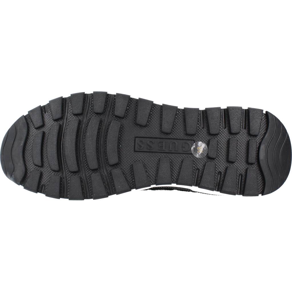 GUESS ZYLA en color NEGRO (6)