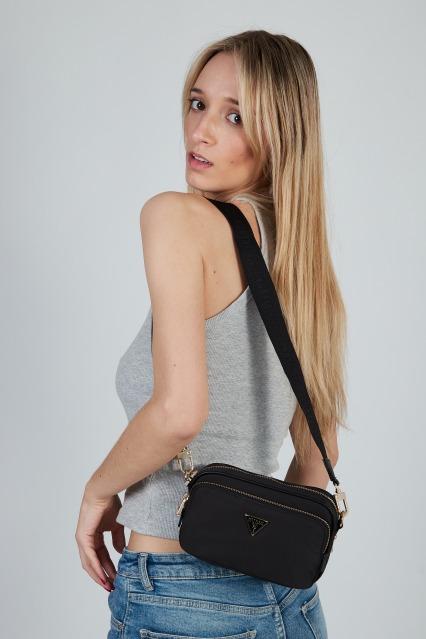 GUESS ECO GEMA CROSSBODY en color NEGRO (5)