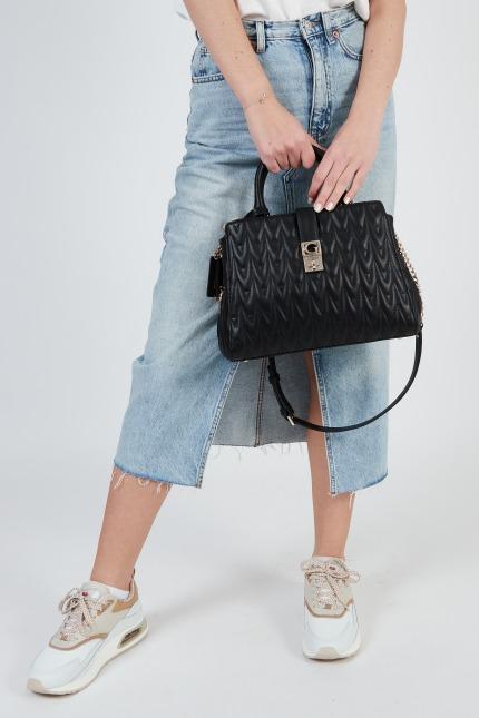 GUESS HWQG REGILLA GIRLFRIEND en color NEGRO (5)
