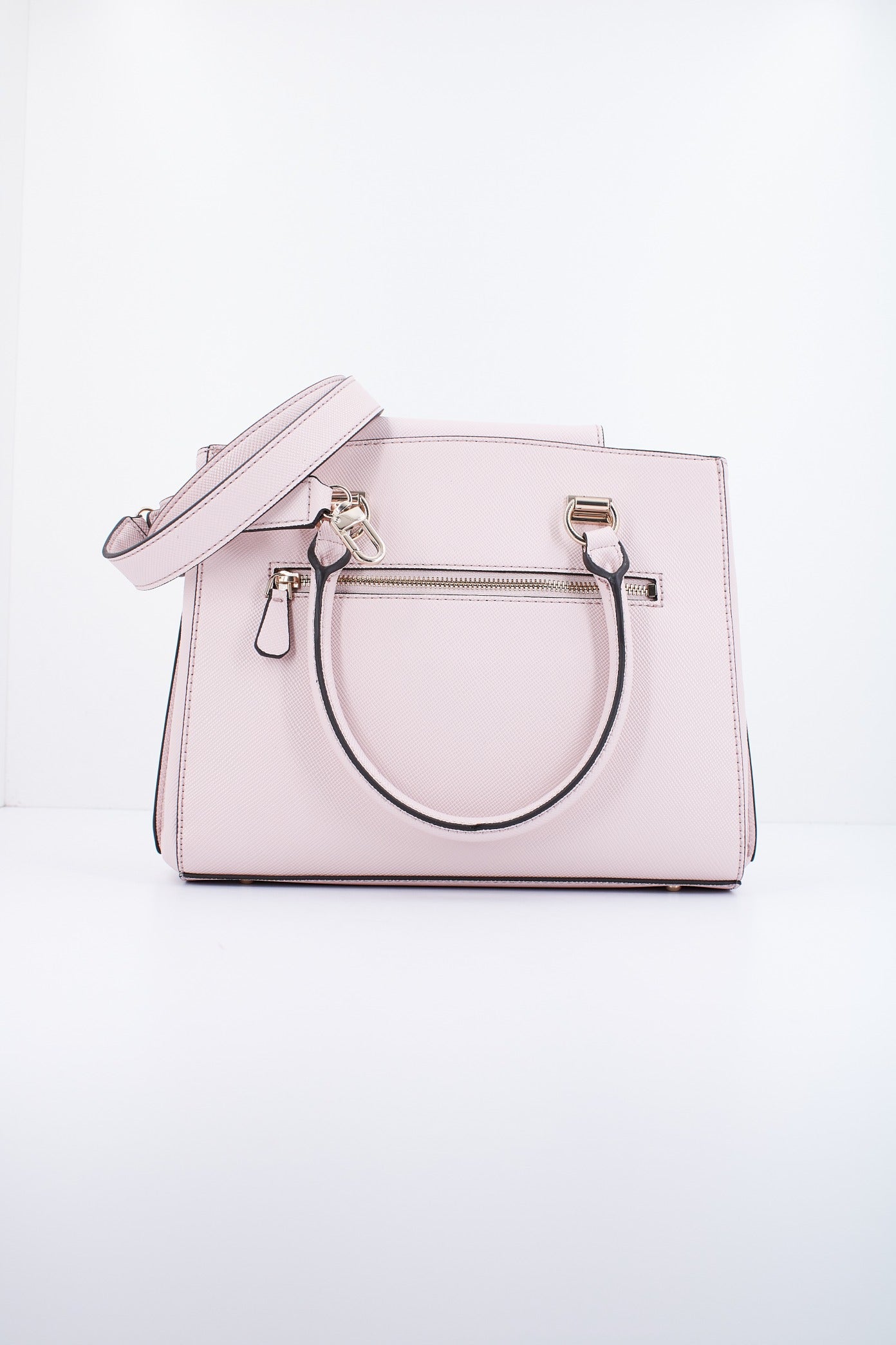 GUESS NOELLE GIRLFRIEND SATC en color ROSA (3)
