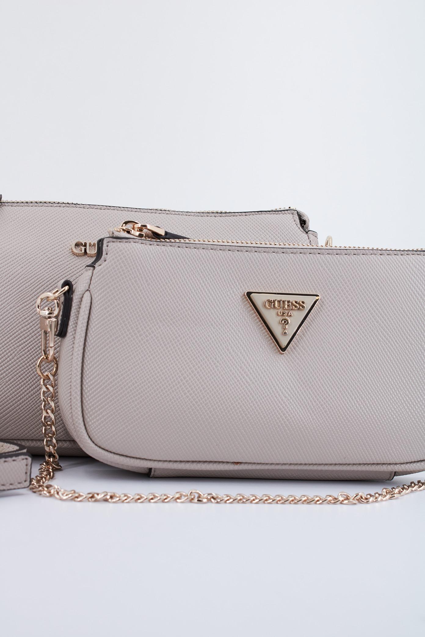 GUESS NOELLE DBL POUCH en color GRIS (4)