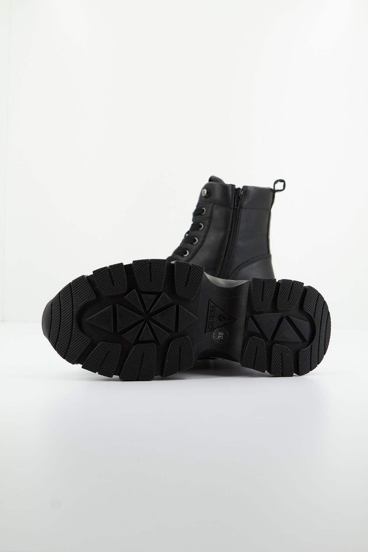 GUESS FLBIN ELE en color NEGRO (4)