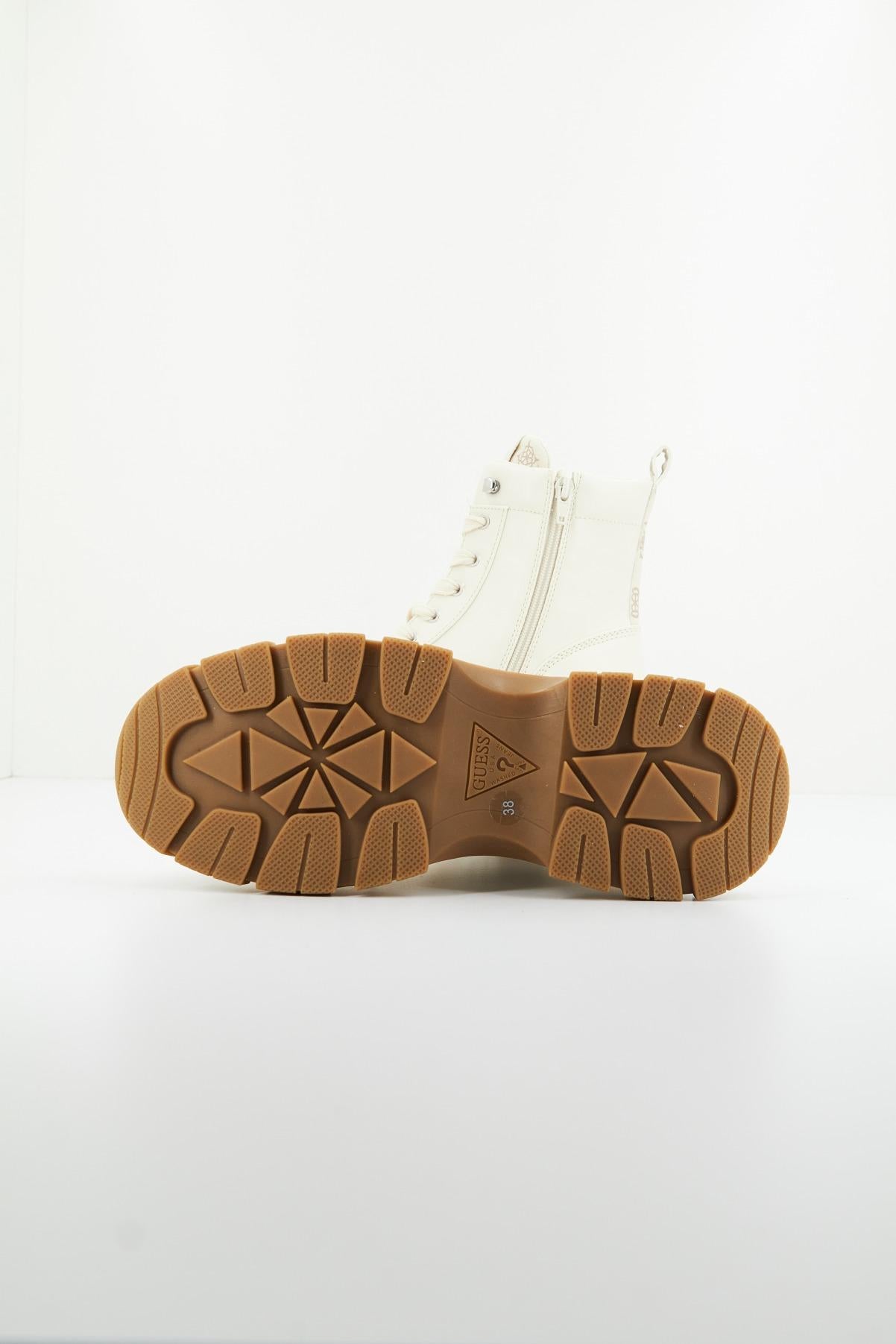 GUESS FLBIN ELE en color BLANCO (4)