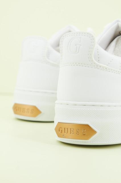 GUESS FLGEA ELE en color BLANCO (3)