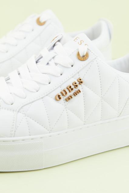 GUESS FLGEA ELE en color BLANCO (4)