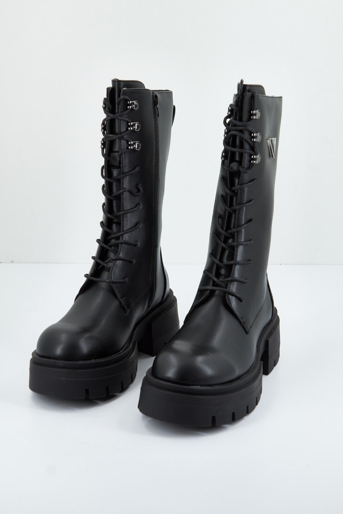 GUESS FLLIL ELE en color NEGRO (2)