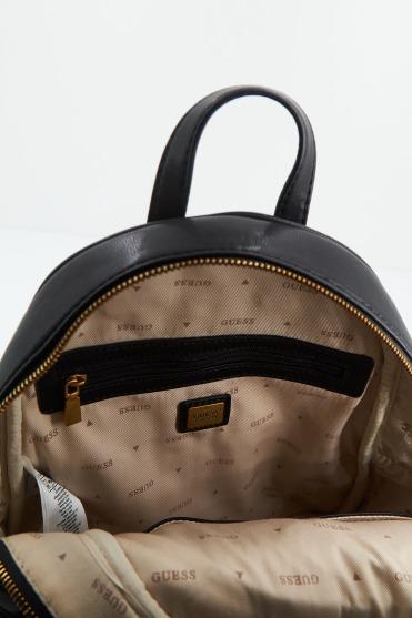 GUESS GIULLY BACKPACK en color NEGRO (4)