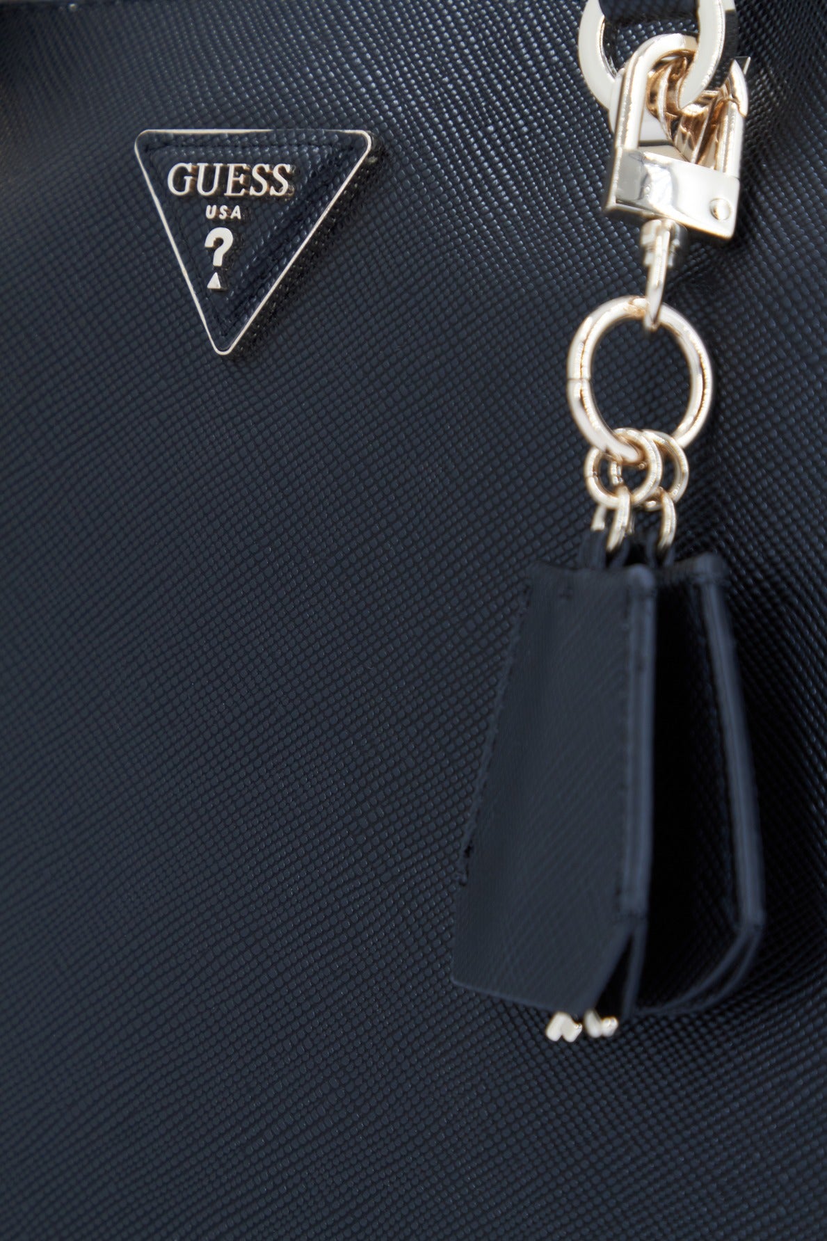 GUESS BRYNLEE HIGH CARRYALL en color NEGRO (4)