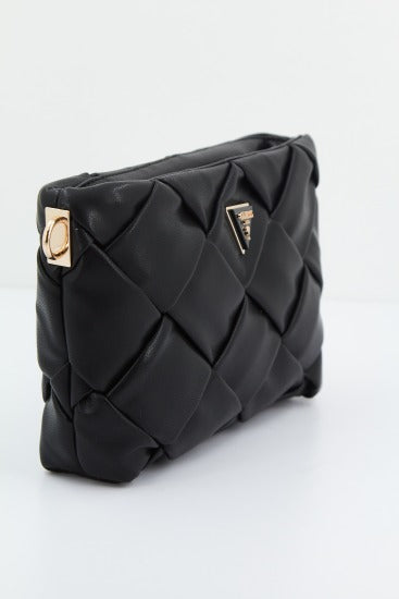GUESS ZAINA CROSSBODY ZIP en color NEGRO (1)