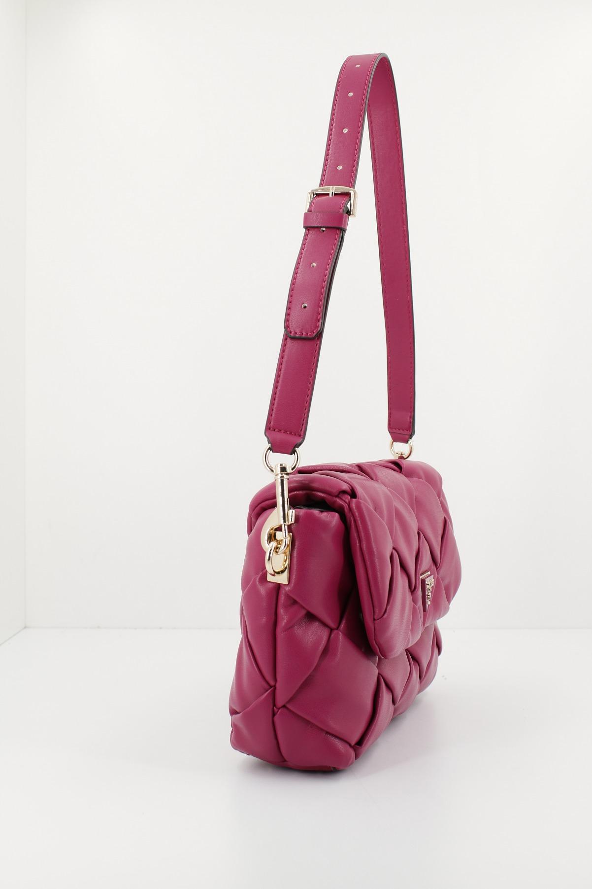 GUESS en color VIOLETA (3)