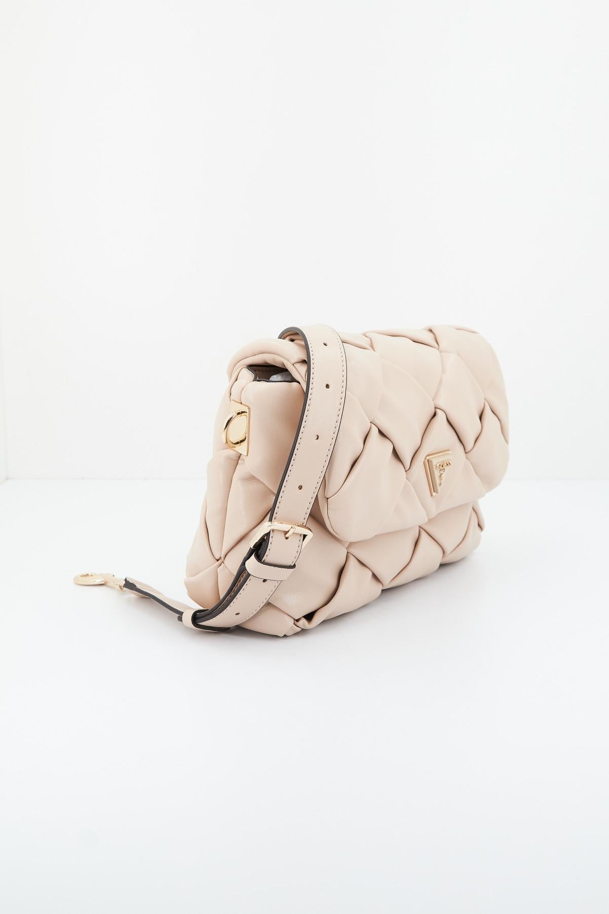 GUESS ZAINA FLAP SHOULDER en color NUDE (3)