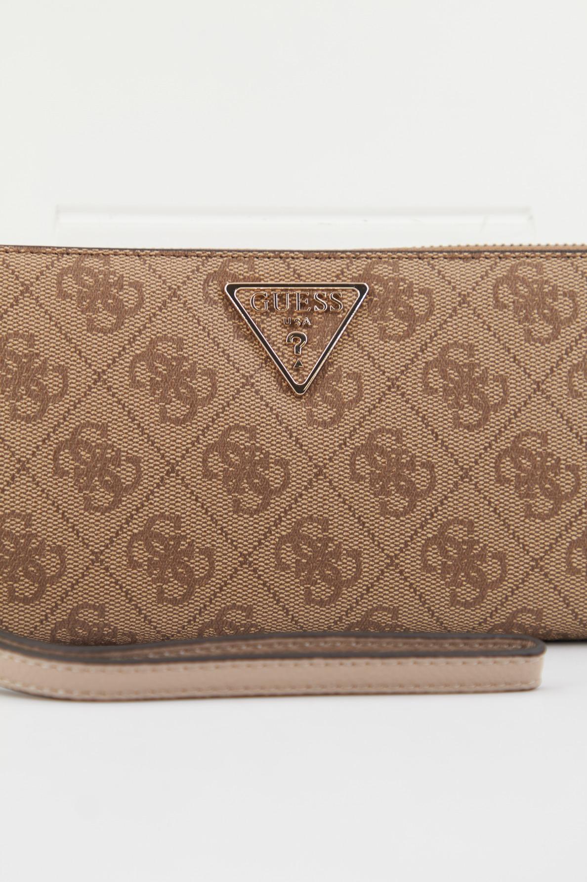 GUESS LAUREL SLG L ZIP en color MARRON CLARO (4)