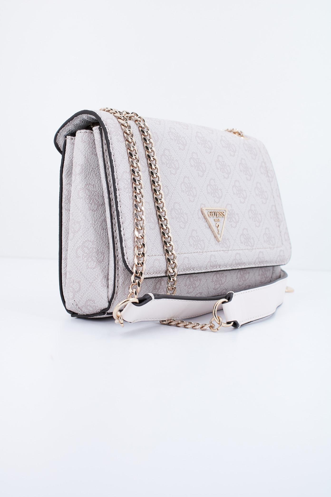 GUESS NOELLE en color ROSA (2)